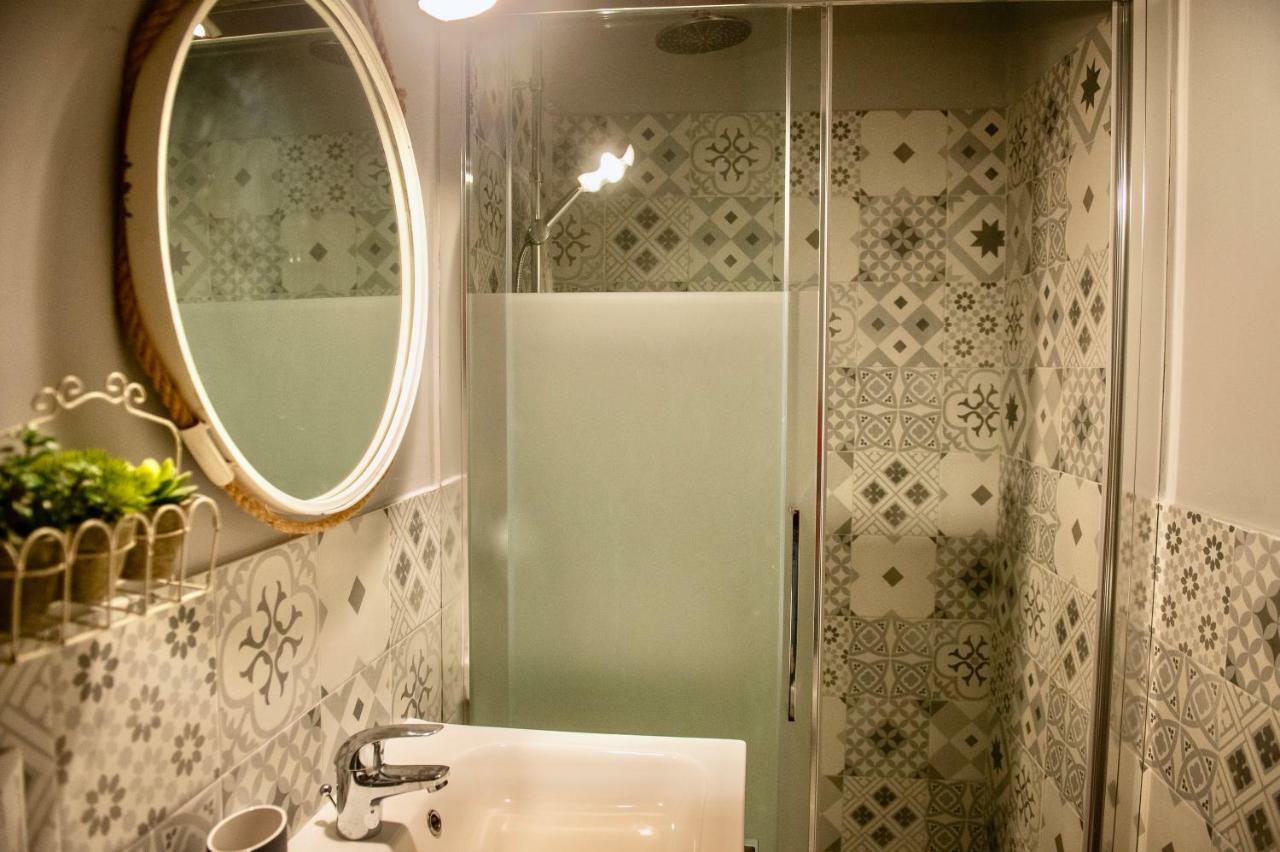 Boutique Apartment Roma In Trastevere ภายนอก รูปภาพ